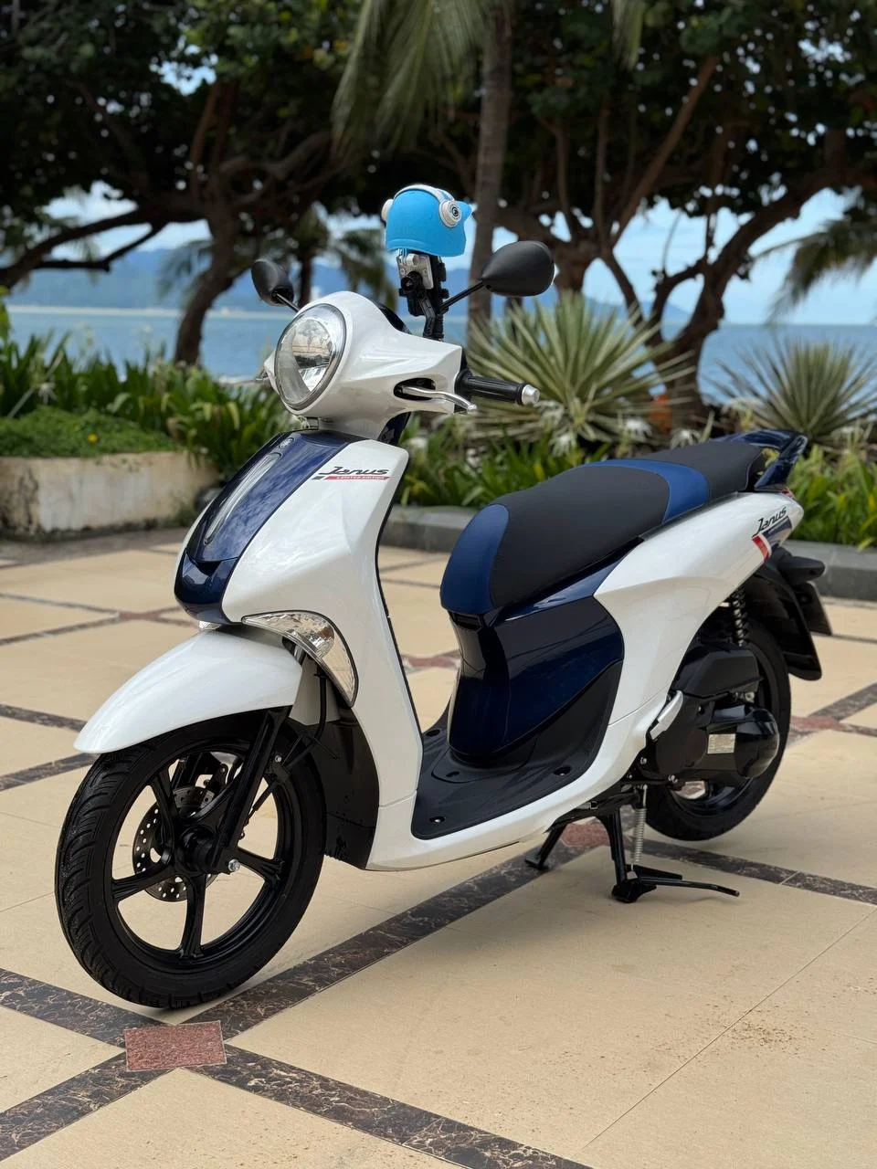 Honda Adv 160 7