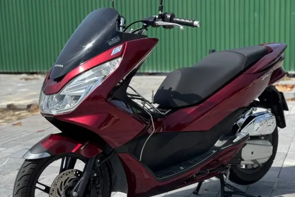 Honda adv 150 3