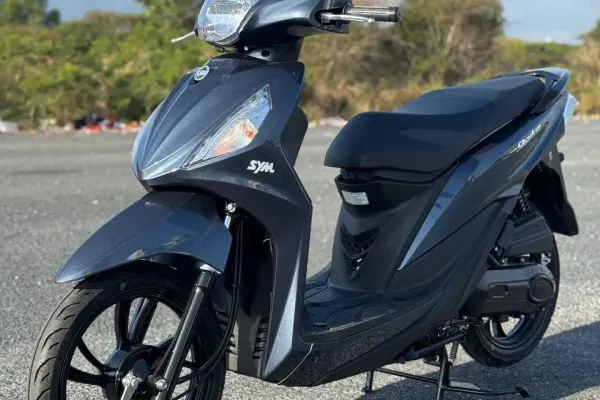 Honda adv 150 9