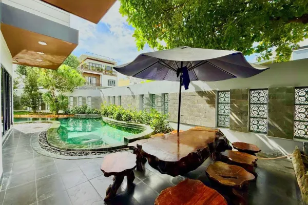 Villa, 5 спальни, 400.00 м²