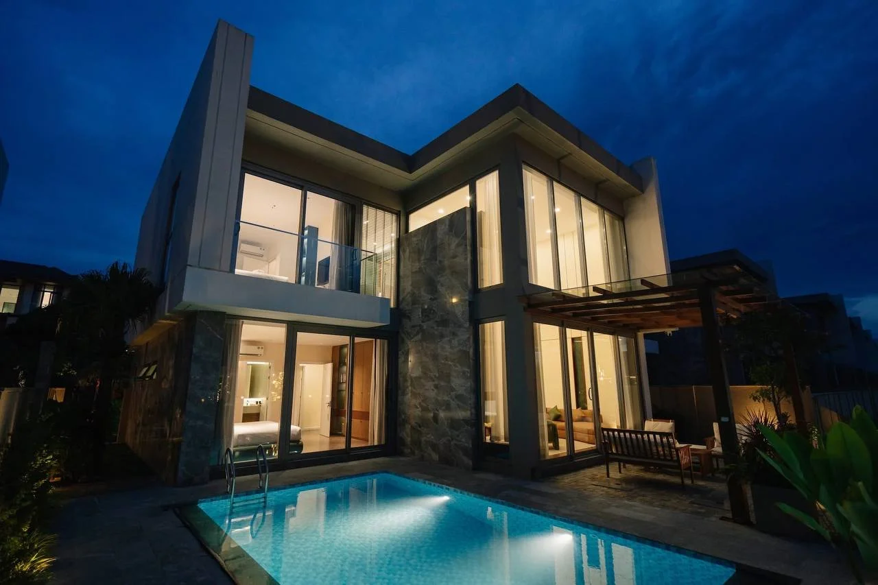 Villa, 5 спальни, 370.00 м²
