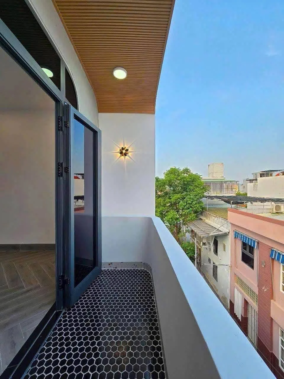 House, 4 спальни, 70.00 м² 8