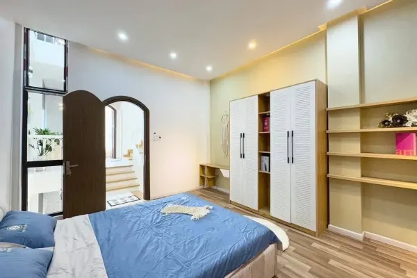 House, 4 спальни 9