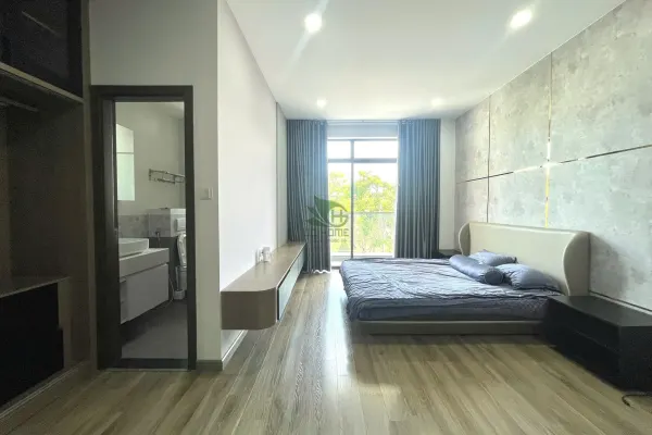 House, 3 спальни, 300.00 м² 7