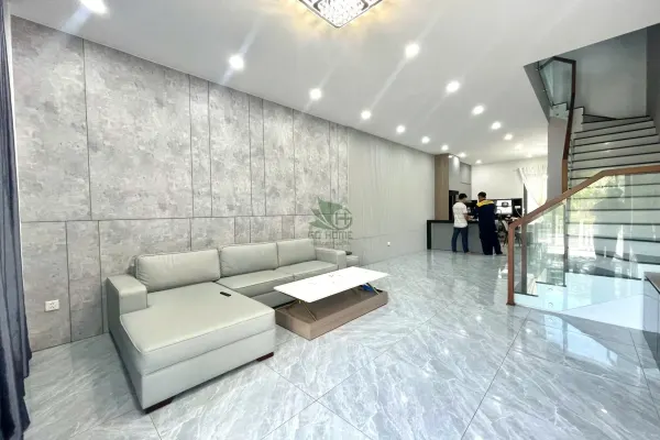House, 3 спальни, 300.00 м² 8