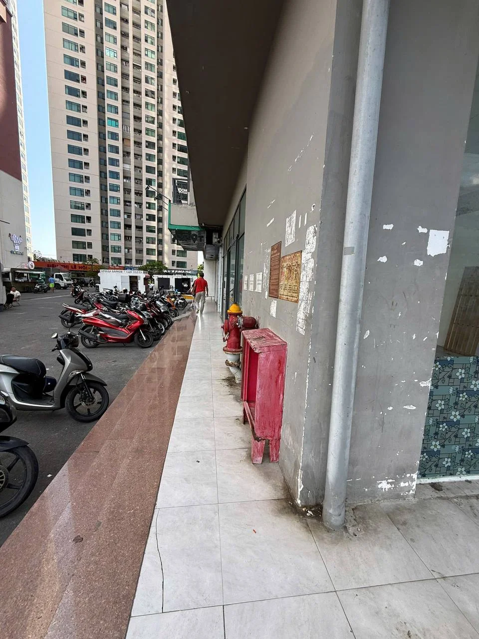 Condo 4