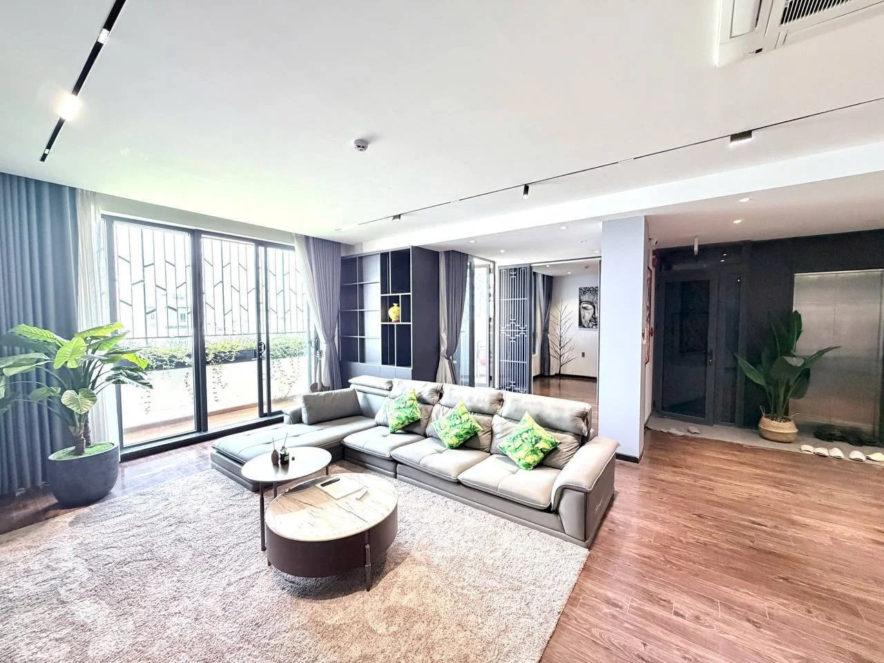 Penthouse, 3 спальни, 180.00 м²