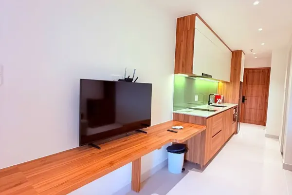 Studio 4