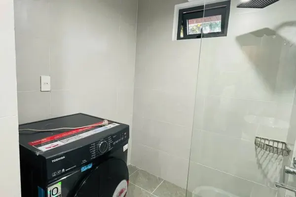 Apartment 6