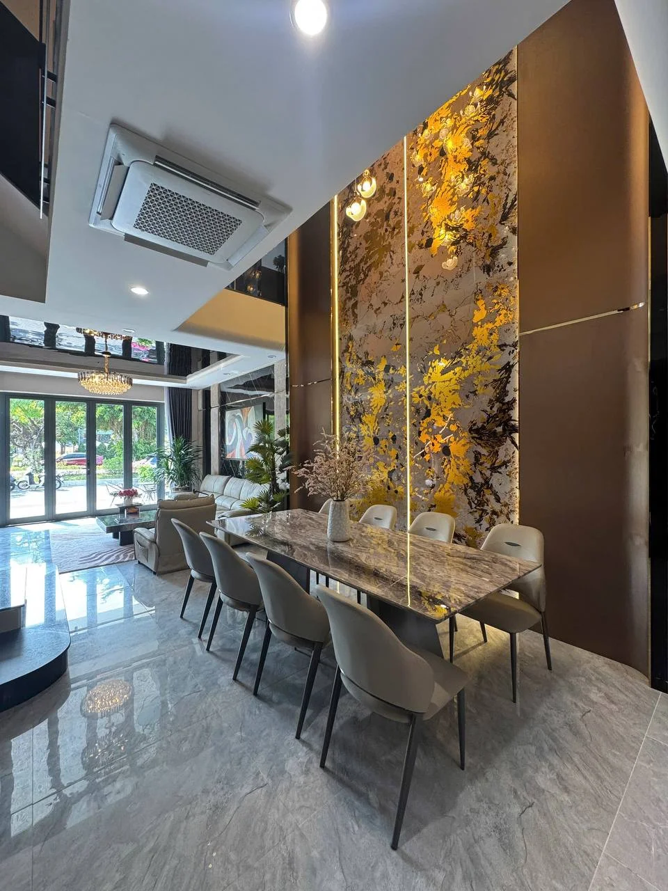 Villa, 3 спальни, 270.00 м² 3
