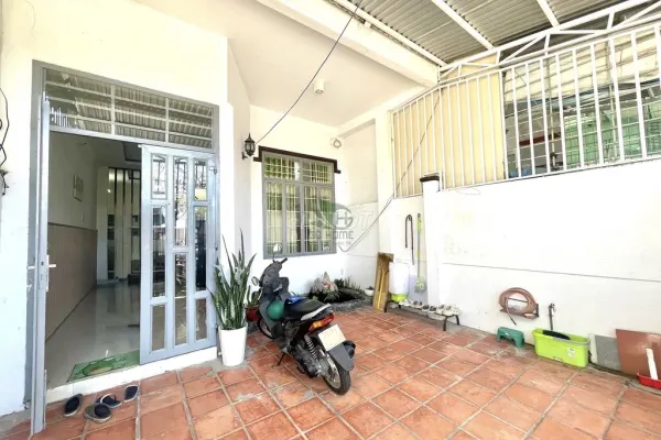 House, 3 спальни, 100.00 м² 2