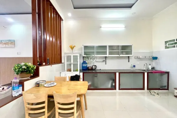 House, 3 спальни, 100.00 м² 3