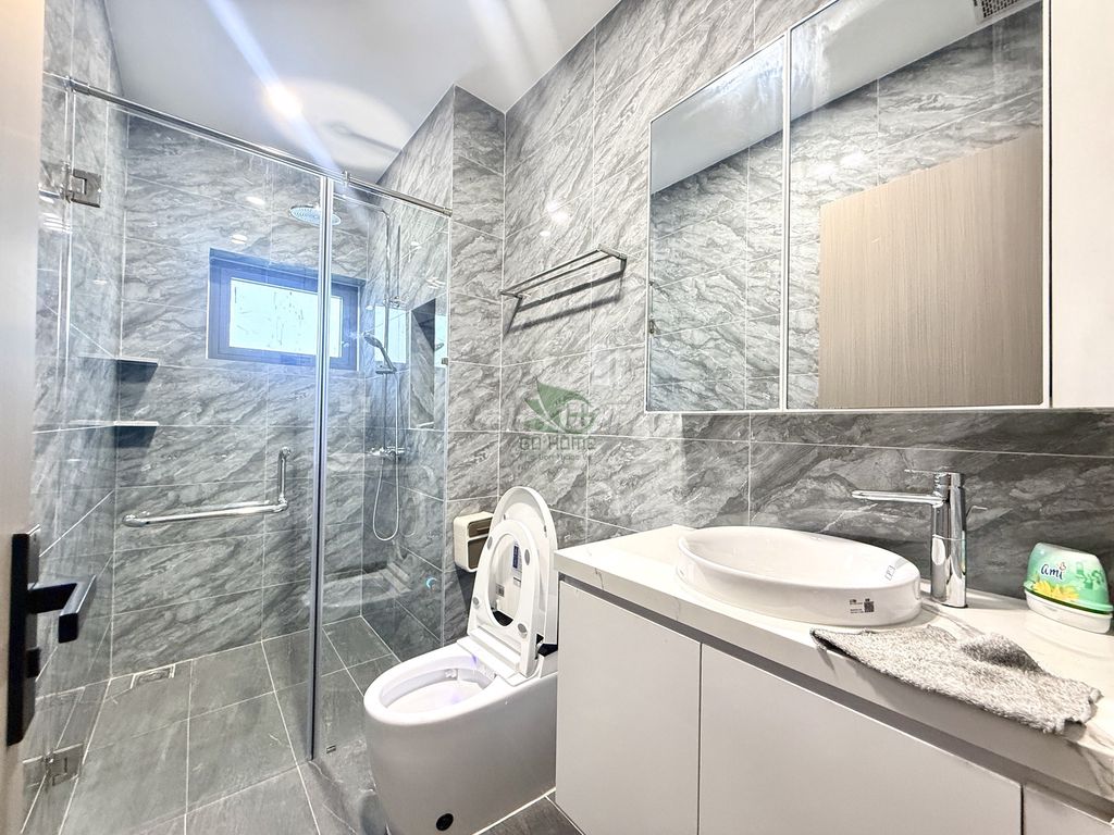 House, 3 спальни, 300.00 м² 10