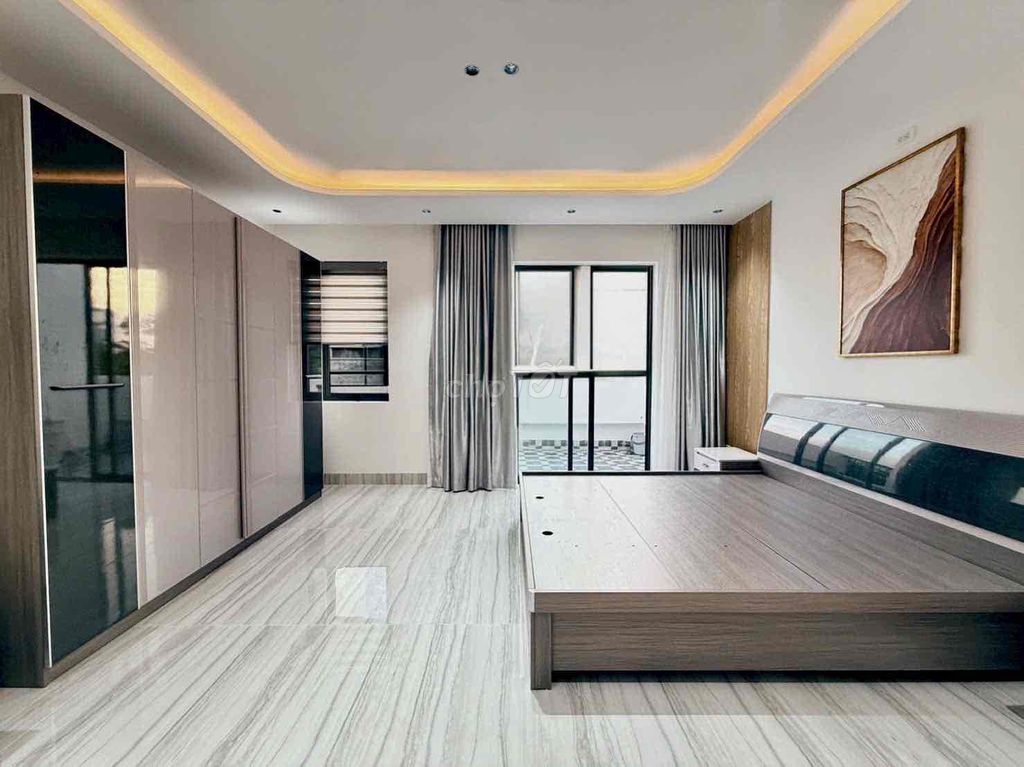 House, 3 спальни, 100.00 м²