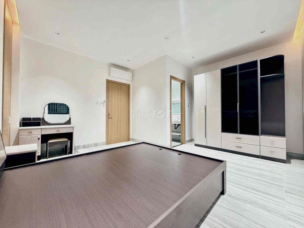 House, 3 спальни, 100.00 м² 2