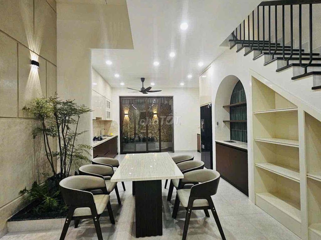 House, 4 спальни, 100.00 м² 10