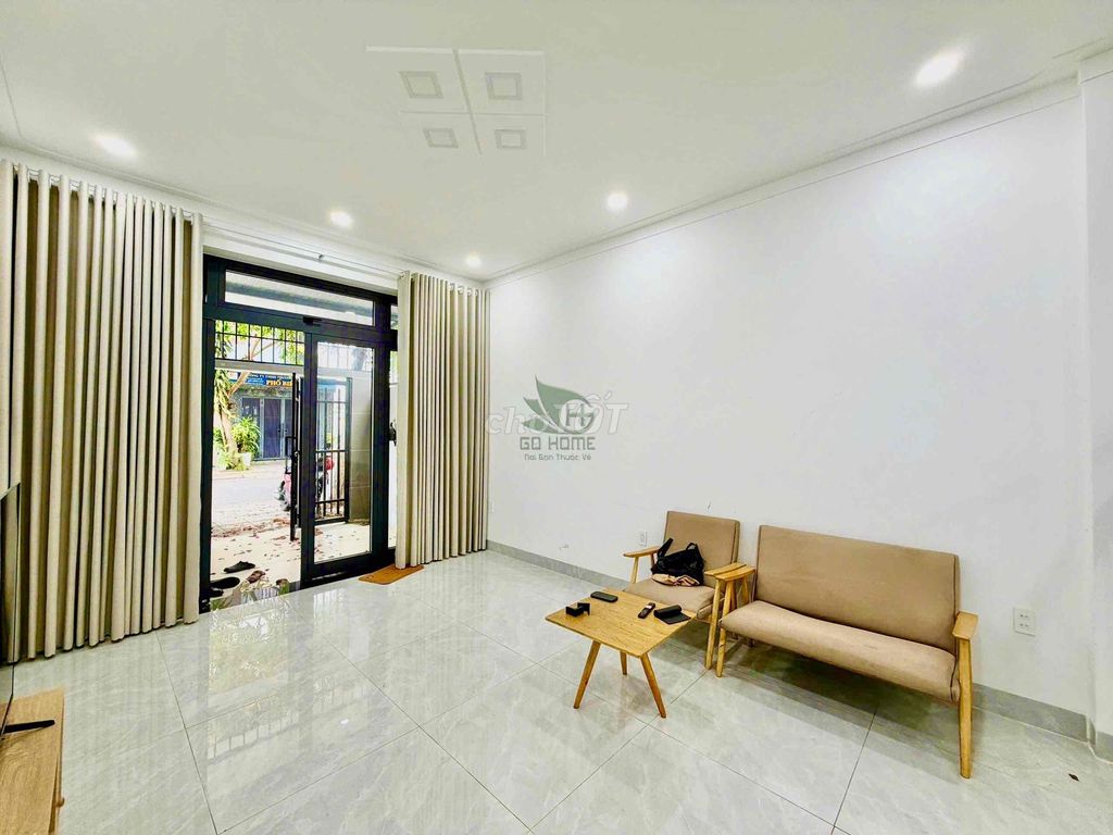 House, 4 спальни, 80.00 м² 2