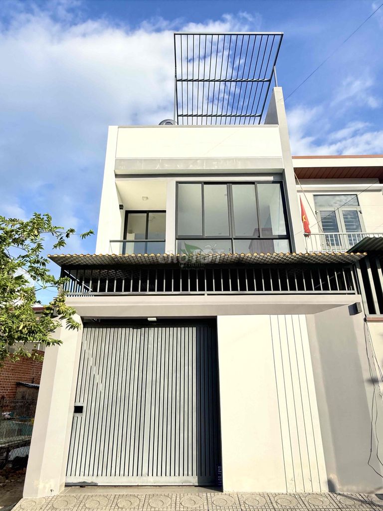 House, 3 спальни, 80.00 м²