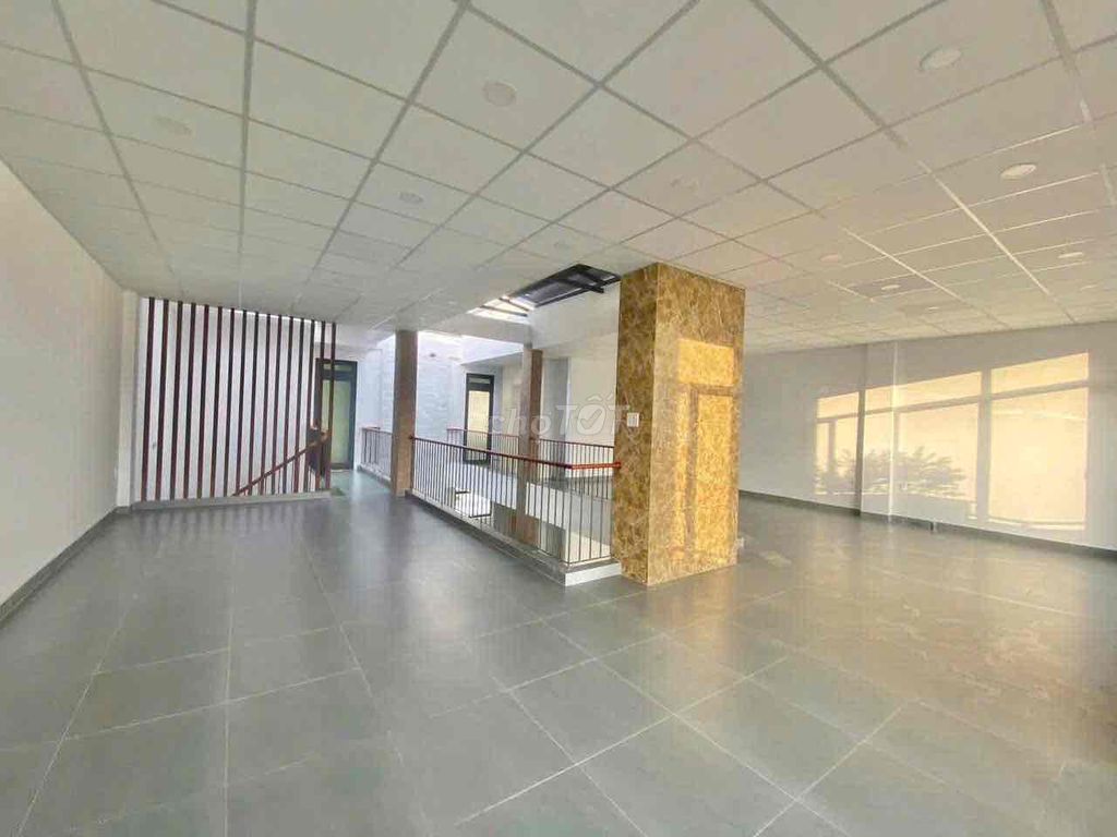 House, 5 спальни, 154.00 м² 3