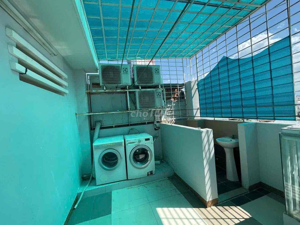 House, 5 спальни, 154.00 м² 4