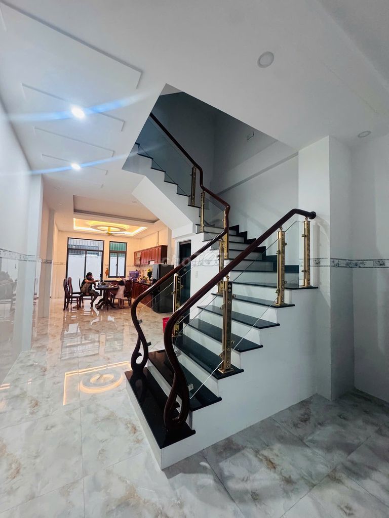 House, 4 спальни, 80.00 м² 3