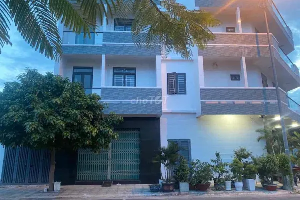 House, 10 спальни, 120.00 м² 2