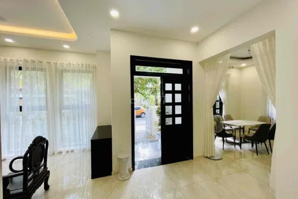 House, 5 спальни, 180.00 м² 5
