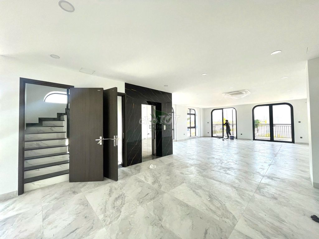 House, 5 спальни, 120.00 м² 5