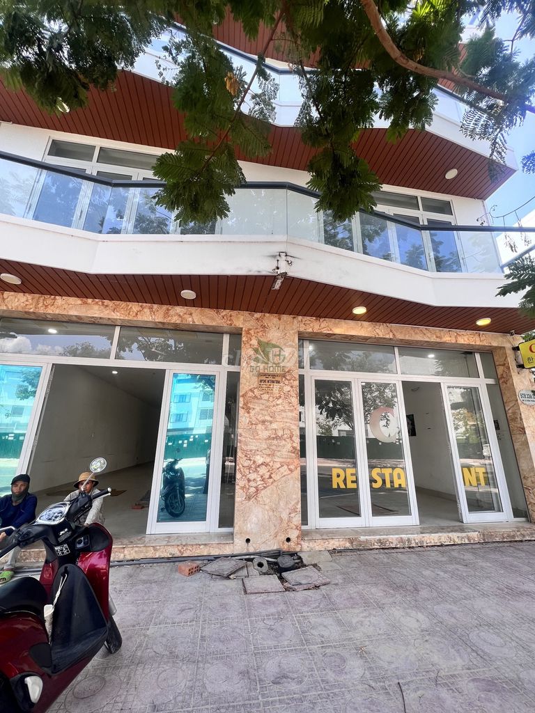 House, 1 спальни, 235.00 м² 2