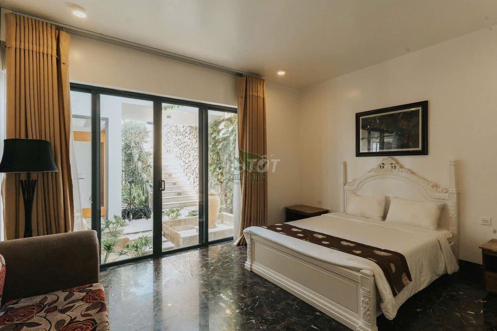 House, 5 спальни, 500.00 м² 8