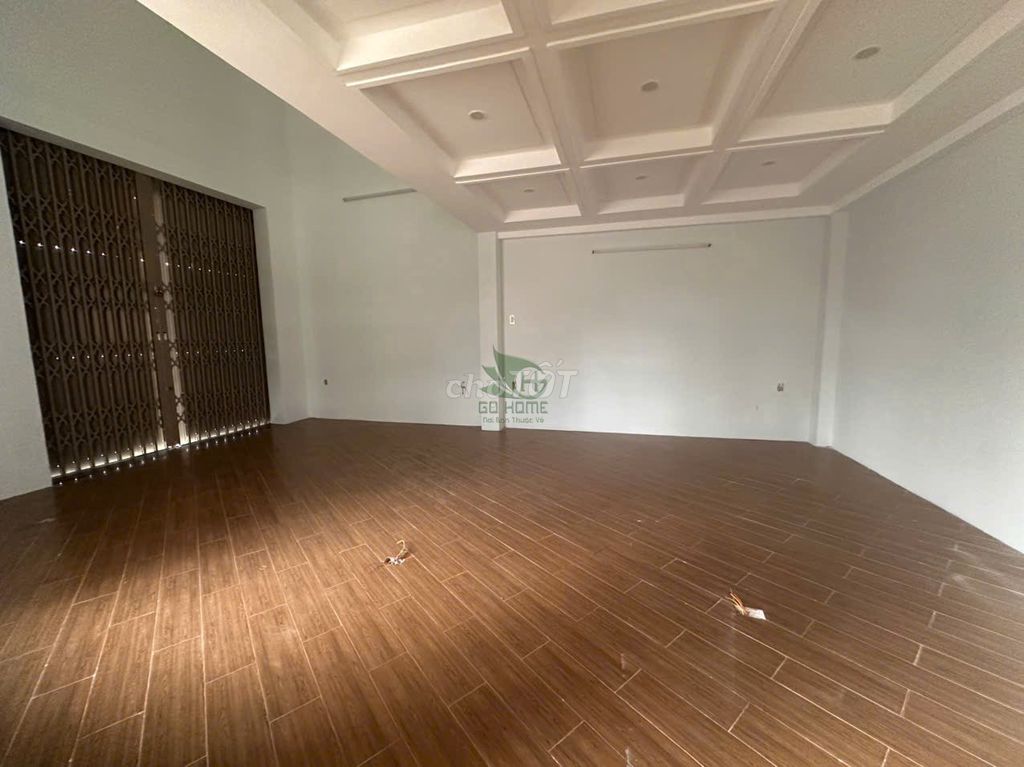 House, 5 спальни, 65.00 м² 3