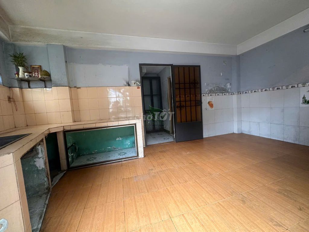 House, 5 спальни, 65.00 м² 4
