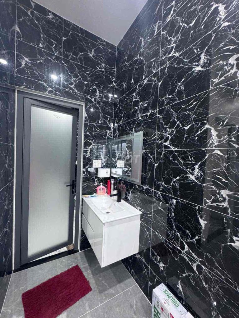 House, 3 спальни, 100.00 м²