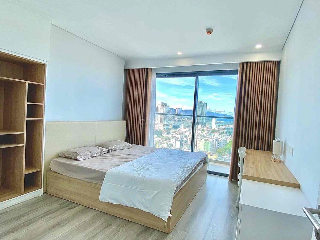 Apartment, 2 спальни, 76.00 м²