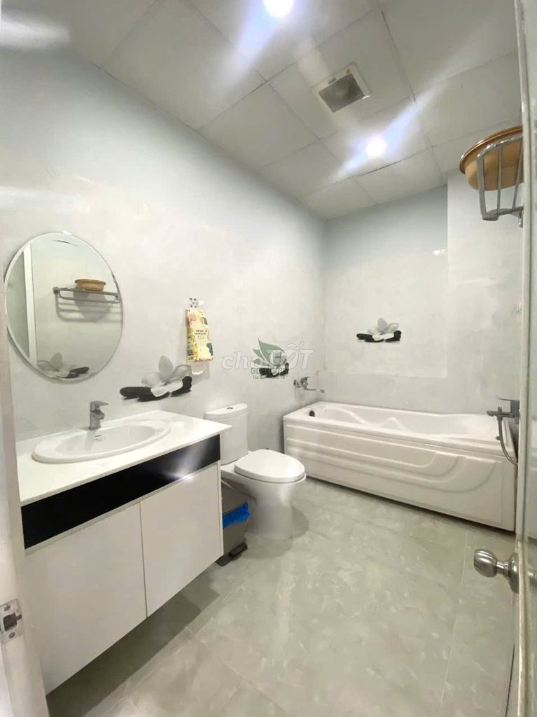 House, 3 спальни, 240.00 м² 6