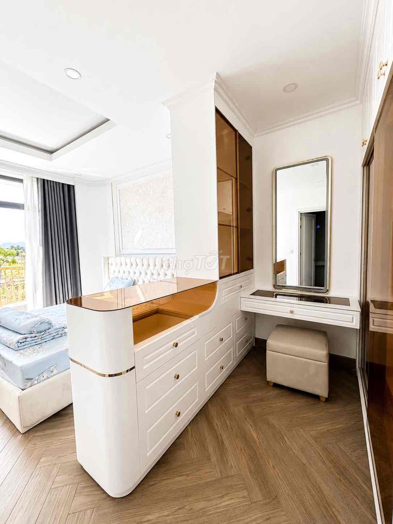 House, 4 спальни, 100.00 м² 4