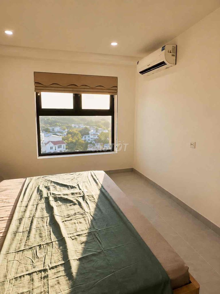 Квартира, 2 спальни · 90 м² 8