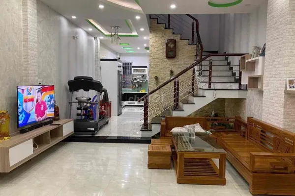 Дом, 3 спальни · 80 м² 2