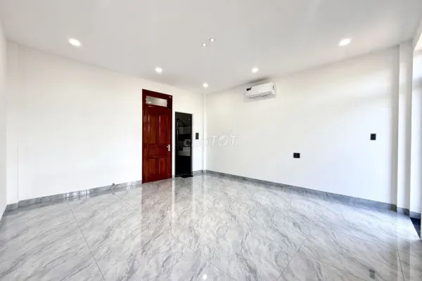Дом, 4 спальни · 100 м² 8