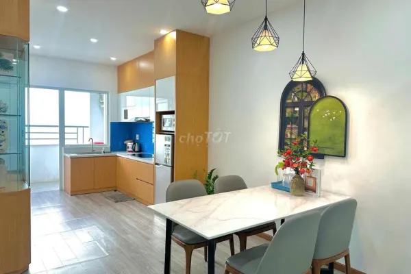 Квартира, 3 спальни · 71 м² 3
