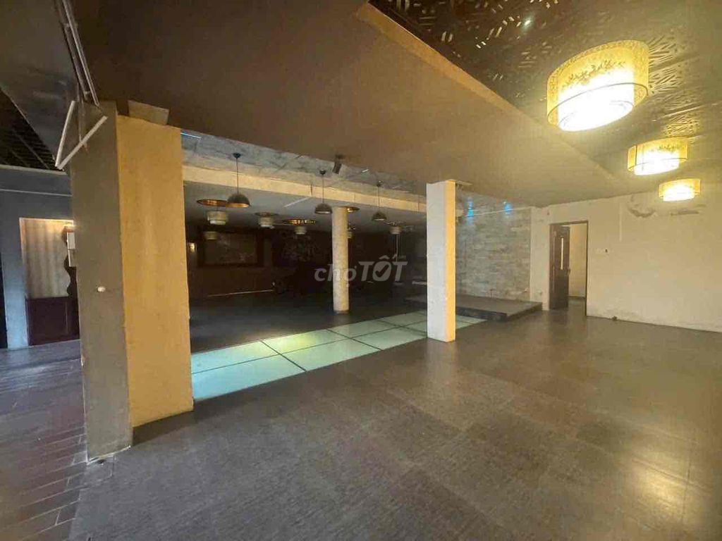 327 м² 3