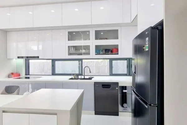 Дом, 3 спальни · 285 м² 6