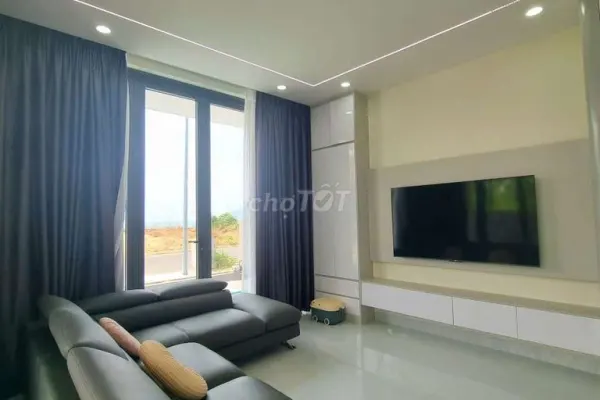 Дом, 3 спальни · 285 м² 8