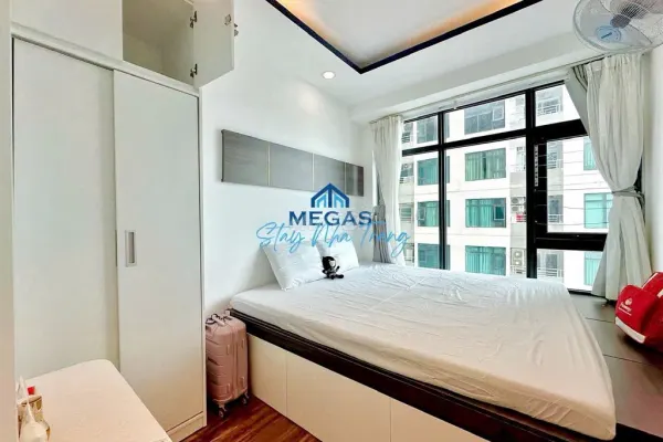Квартира, 2 спальни · 79 м² 8