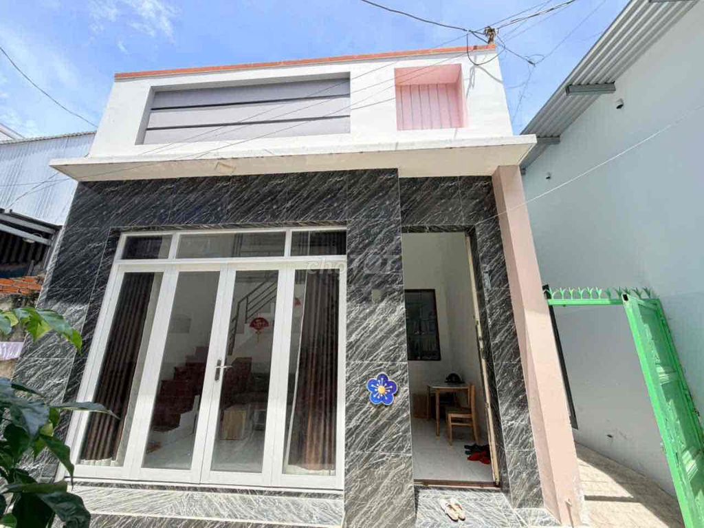Дом, 3 спальни · 70 м²