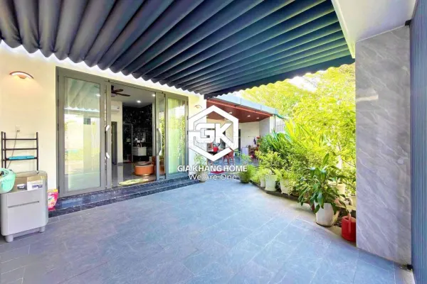 Дом, 3 спальни · 150 м² 2