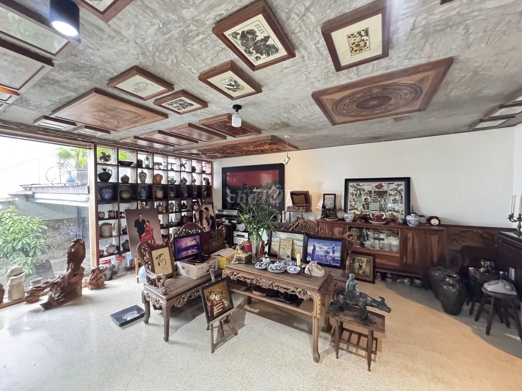 Дом, 4 спальни · 528 м² 10