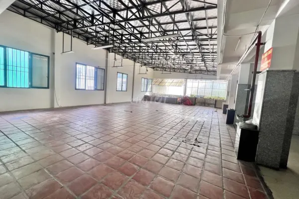 Дом, 2 спальни · 378 м² 6