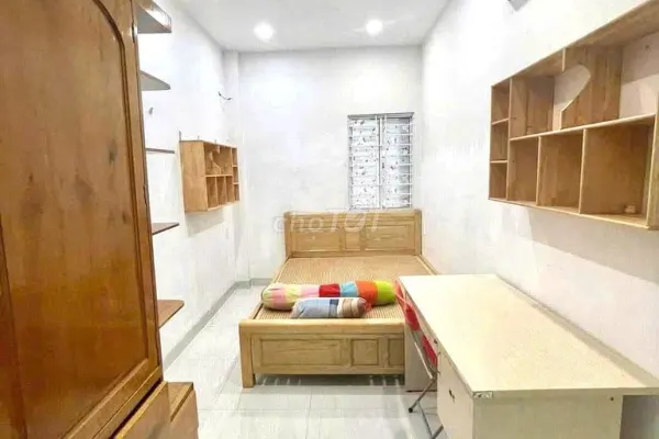 Дом, 4 спальни · 38 м² 3