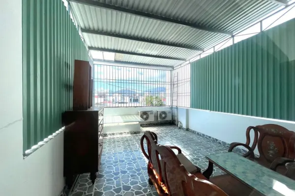 Дом, 4 спальни · 60 м² 10
